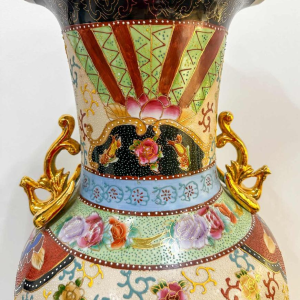Grand vase chinois (92cm) à décor d'oiseaux et de fleurs, XXe s