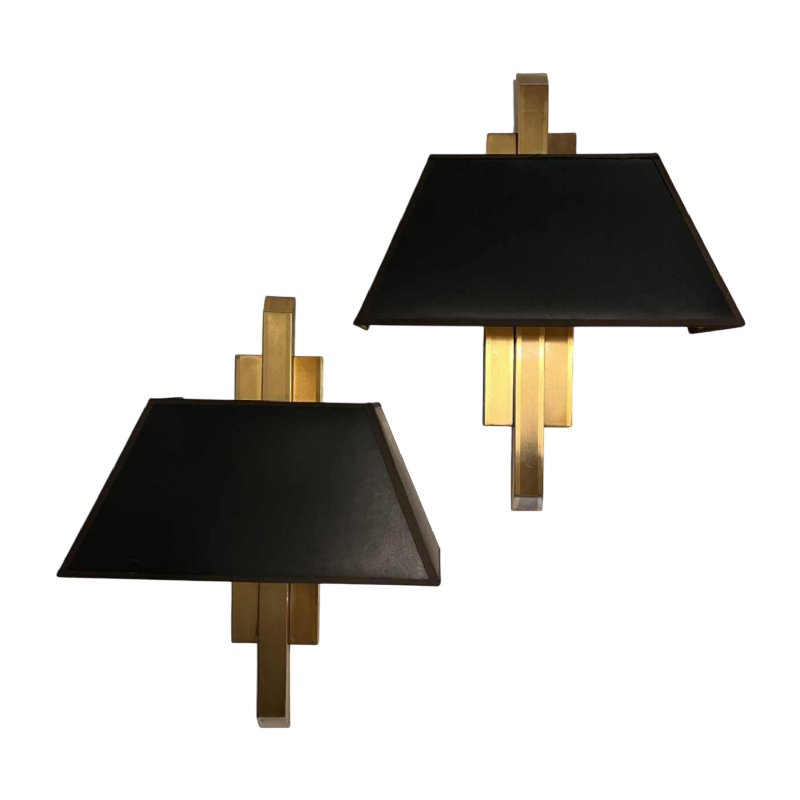 DEKNUDT, pair of gilded brass sconces / wall light, Hollywood Regency style, ca 1970