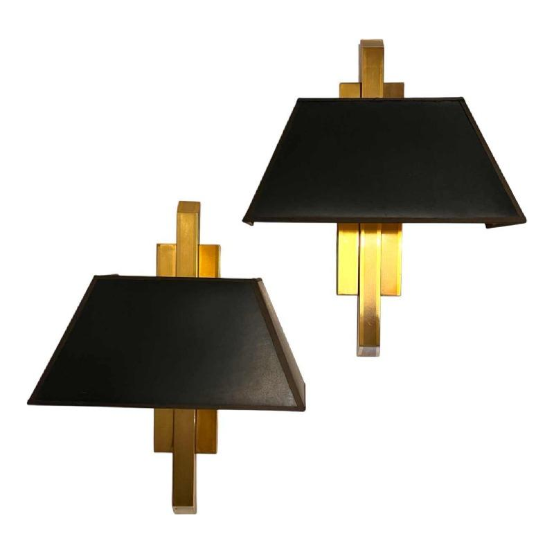 DEKNUDT, pair of gilded brass sconces / wall light, Hollywood Regency style, ca 1970