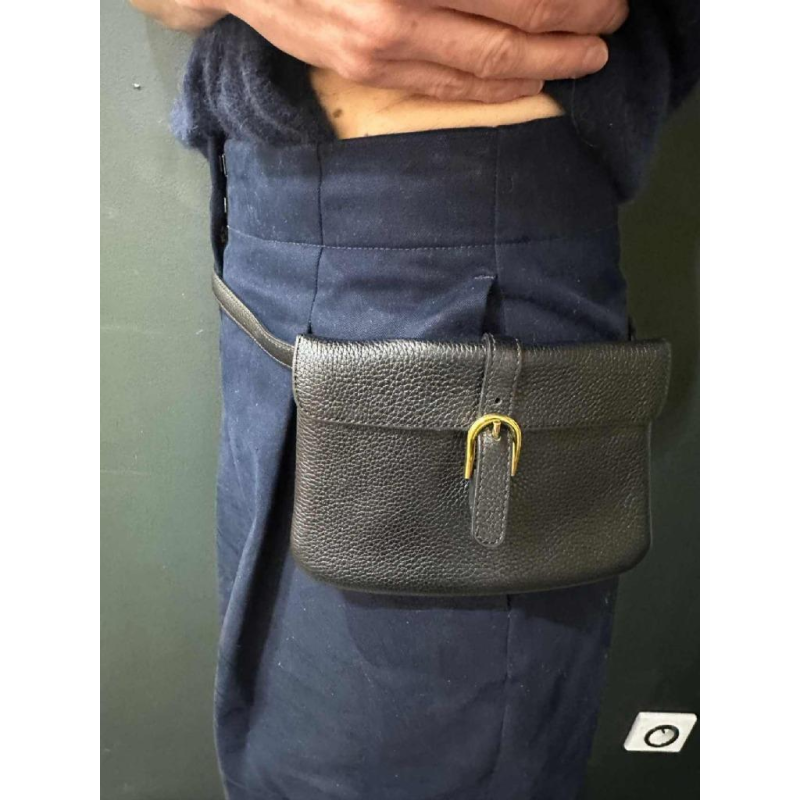 Delvaux, pochette-ceinture en cuir noir grainé