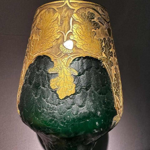 Legras et Cie, Art Nouveau vaas, zuurgezette decoratie, groen en verguld glas, ca 1900