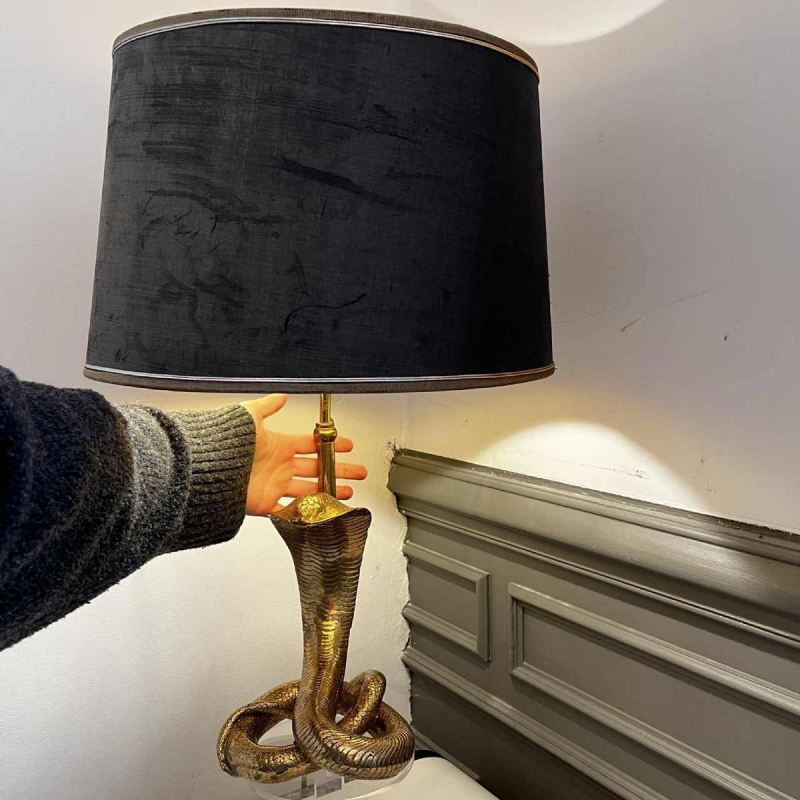Maison Jansen, 'Cobra' table lamp in gilded bronze, Hollywood Regency ca 1970