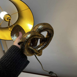 Maison Jansen, lampe a` poser 'Cobra' en bronze dore´, Hollywood Regency ca 1970