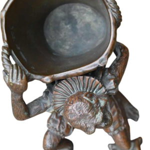 Sculpture en bronze d'un singe porteur habillé en Marquis, 19e siècle