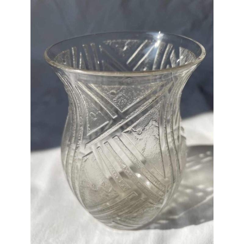 Vase DAUM Nancy art deco en verre gravé
