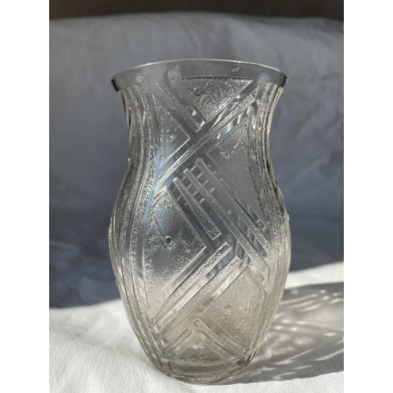 Vase DAUM Nancy art deco en verre gravé