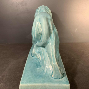 LE JAN " Lion Peugeot " Sculpture Art Déco, Céramique émail craquelé bleu, 1934
