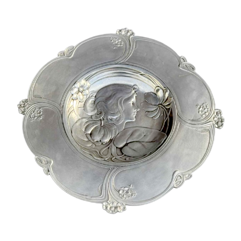 Achille Gamba, Art Nouveau tinnen bord, ca 1900