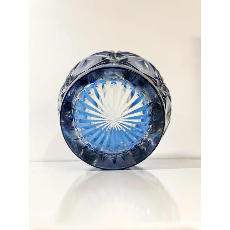 Val Saint-Lambert “Pique-Fleurs“ bleu cobalt, vase cristal taillé, XXe s