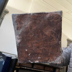 Charles René de Saint-Marceaux 'Harlekijn' terracotta sculptuur, 19e eeuw