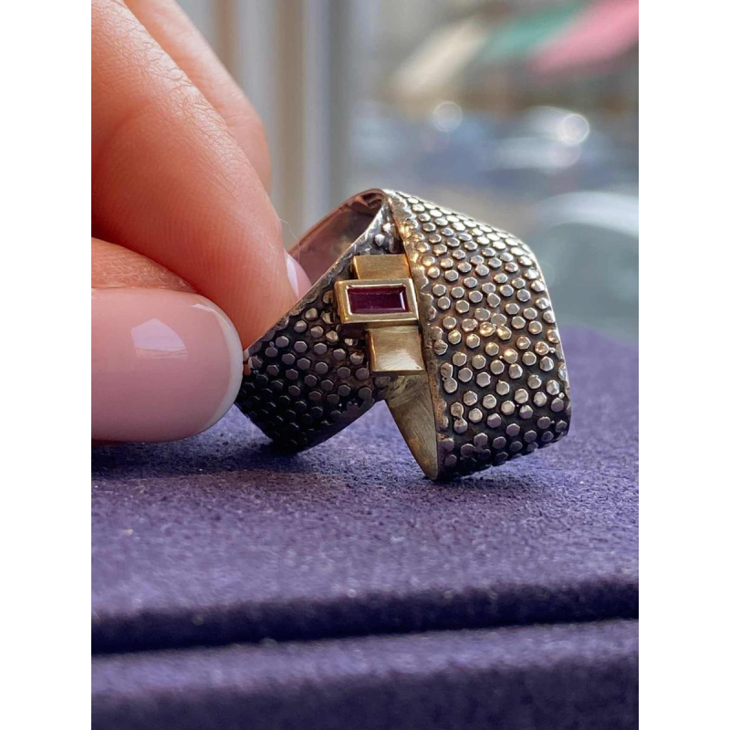 Janine Renard, modernist gold and silver ‘Ruban’ ring, emerald-cut ruby