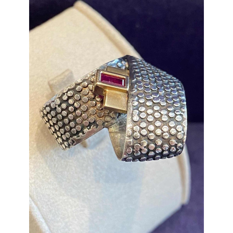 Janine Renard, modernist gold and silver ‘Ruban’ ring, emerald-cut ruby
