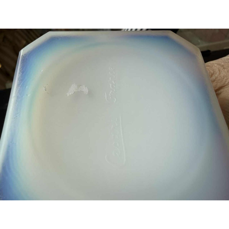 Cesari, Art Deco vaas / schaal in opalescent glas, ca 1930