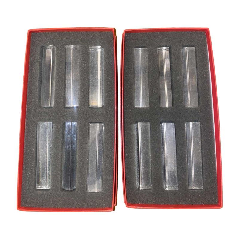 Baccarat, série de 12 porte-couteaux