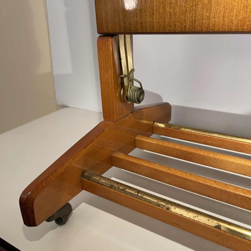Ico & Luisa Parisi for Fratelli Reguitti, walnut and brass valet stand, ca 1960
