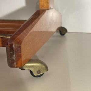 Ico & Luisa Parisi for Fratelli Reguitti, walnut wood & brass valet stand, ca 1960