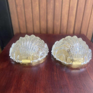 Pair of wall sconces in thick granite glass, 'Coquille' model, 1950s