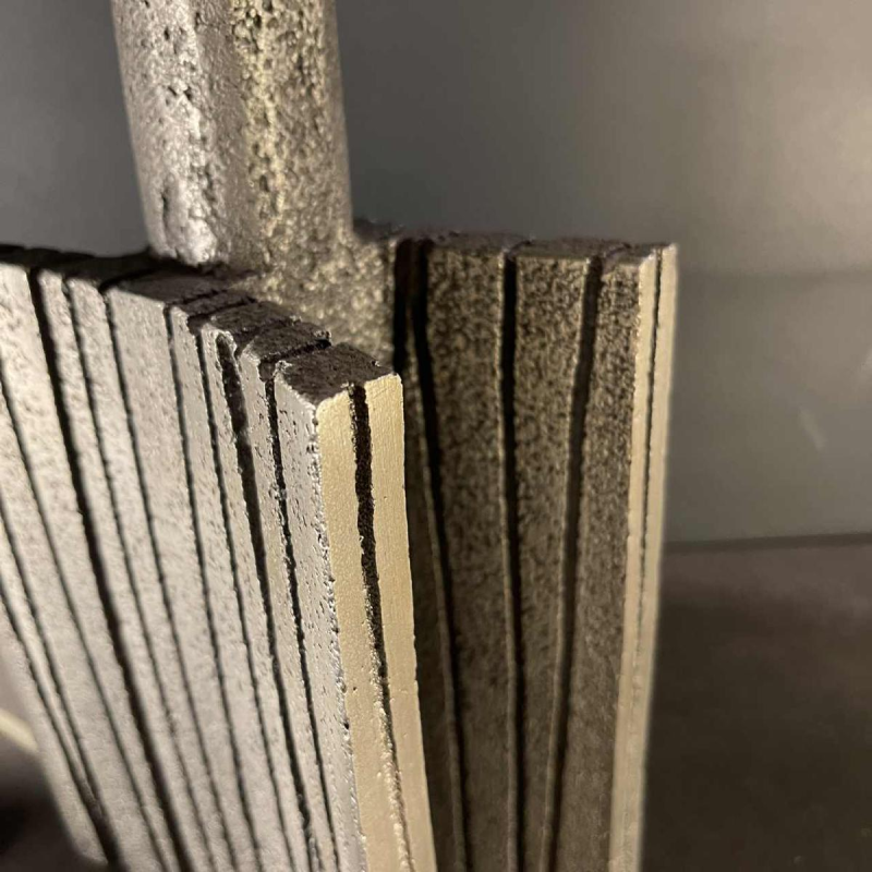 WILLY CEYSENS, Lampe à poser de style brutaliste en fonte d'aluminium, ca 1970