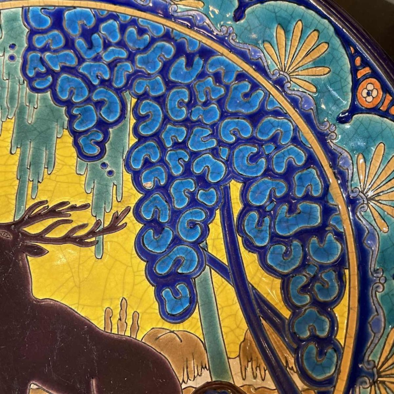 EMAUX LONGWY, Plat Art Déco au Cerf Céramique Faïence Emaille´ Cloisonne´ 1930
