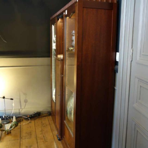 vitrine / bibliotheque Art Déco, style secession viennoise circa 1910