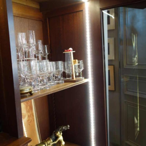 Art Deco showcase / bookcase, Viennese secession style, circa 1910