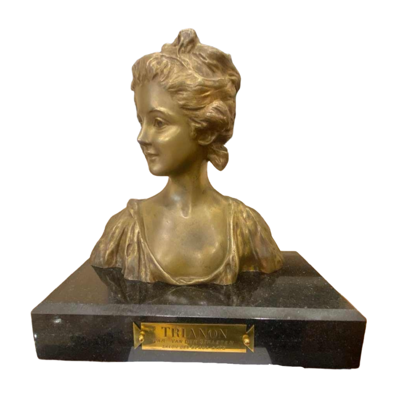 Sculpture en bronze signée Georges Van Der Straeten