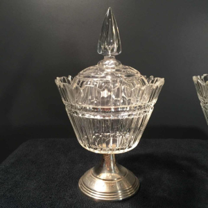 Vonèche or Zoude, pair of crystal drageoirs, silver feet, circa 1850