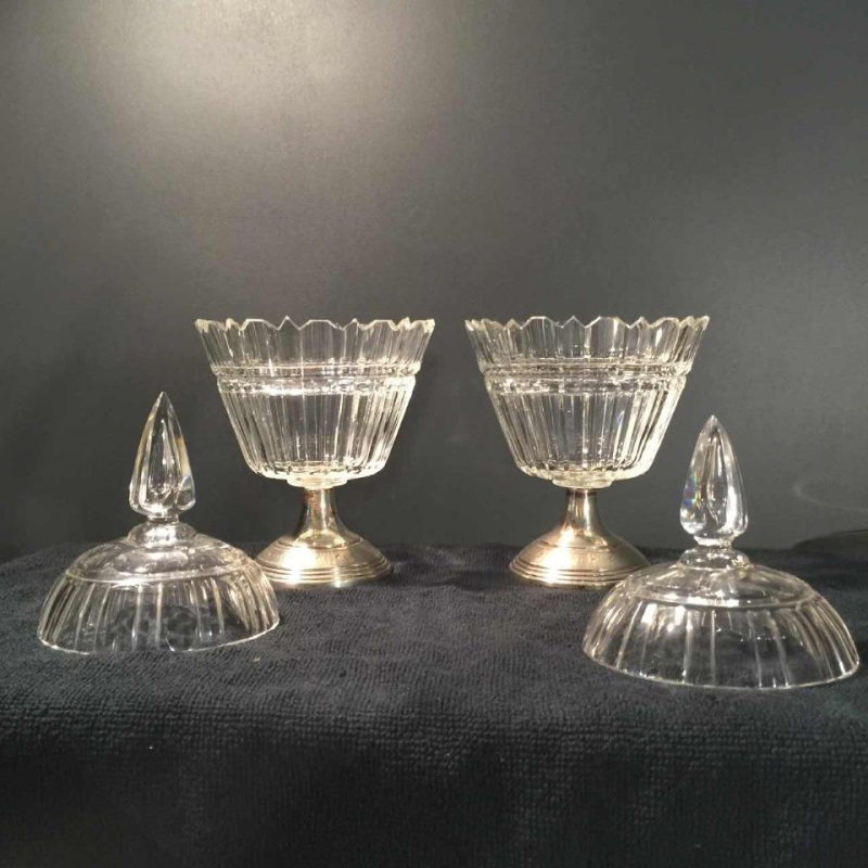 Vonèche or Zoude, pair of crystal drageoirs, silver feet, circa 1850