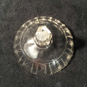 Vonèche or Zoude, pair of crystal drageoirs, silver feet, circa 1850