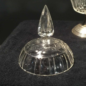 Vonèche or Zoude, pair of crystal drageoirs, silver feet, circa 1850