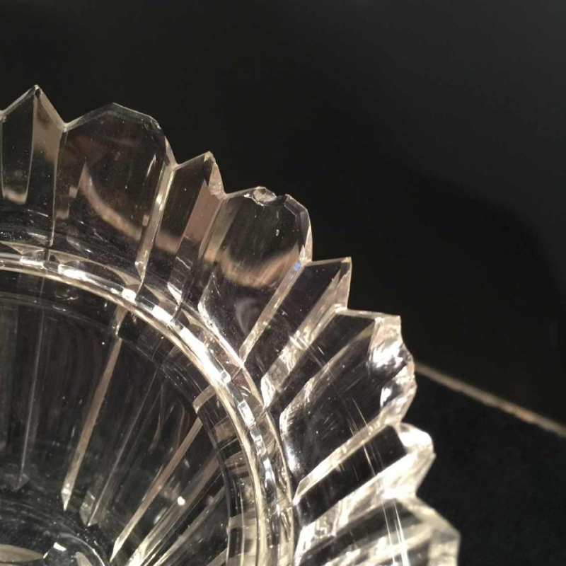 Vonèche or Zoude, pair of crystal drageoirs, silver feet, circa 1850