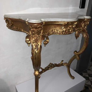 Console Napoléon III en bois sculpté doré, tablette en marbre de carrare, 1930s