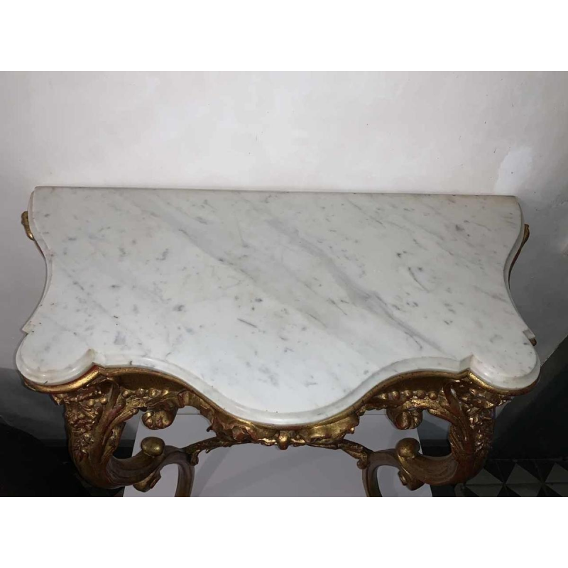 Console Napoléon III en bois sculpté doré, tablette en marbre de carrare, 1930s
