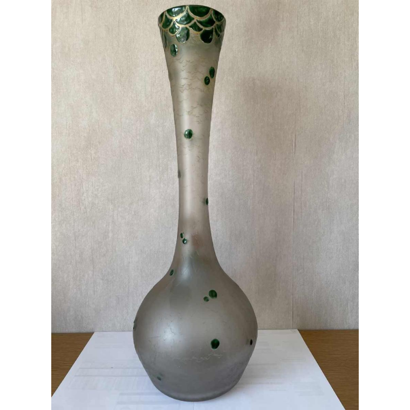 LEGRAS grote Art Deco glazen vaas met gegraveerde en geëmailleerde decoratie