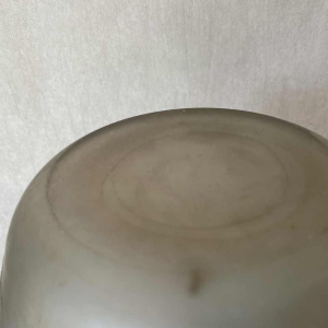 LEGRAS grote Art Deco glazen vaas met gegraveerde en geëmailleerde decoratie