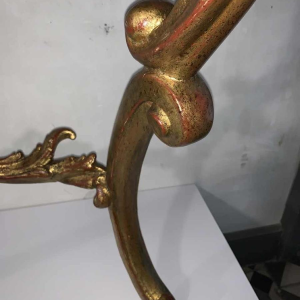 Console Napoléon III en bois sculpté doré, tablette en marbre de carrare, 1930s