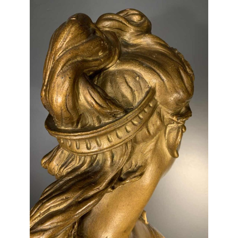 "De Blonde", grote gouden buste van een vrouw, terracotta Napoleon III, 19e Eeuw