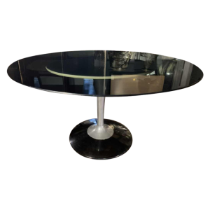 Table ovale Ã  pied central aluminium " tulipe ", style Eero Saarinen Knoll, 1960