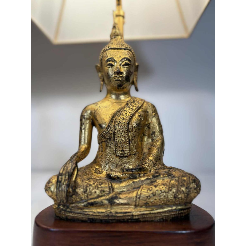 Pair of Buddha lamps in gilded cast iron - Southeast Asian work - 20th century