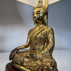 Paire de lampes Bouddha en fonte dorée - travail d'Asie du Sud-Est - XXe siècle