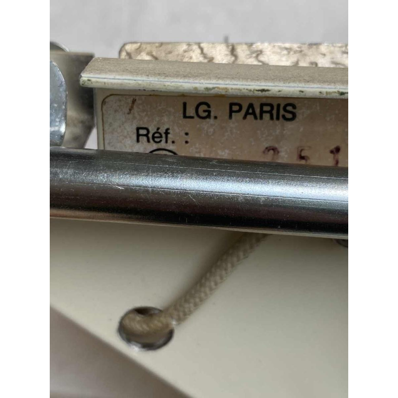 Lucien Gau, paar wandlampen, albasten halve maan kap, ca 1960