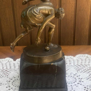 OTTO LESSING foundry Gladenbeck Berlin "Woman catching a ball" bronze sculpture, ca 1920