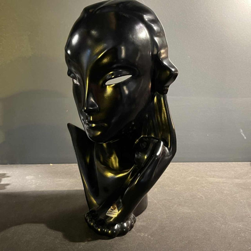 VILLEROY & BOCH LUXEMBOURG, sculpture EVE masque africaine en cÃ©ramique, 1930s