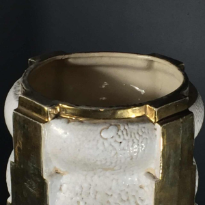 Modernist Art Deco vase in pearl and gold ceramic "Made in Belgium" 553