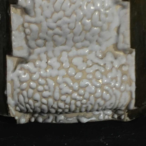 Modernist Art Deco vase in pearl and gold ceramic "Made in Belgium" 553