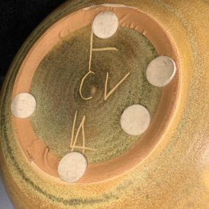 ANTONIO LAMPECCO, vase boule 21cm, céramique soliflore brun vert, 1970s