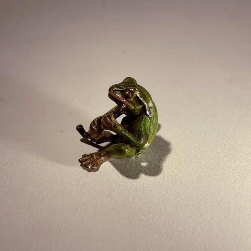 Bronze de vienne “Grenouille musicienne“ sculpture en bronze patiné, ca 1900
