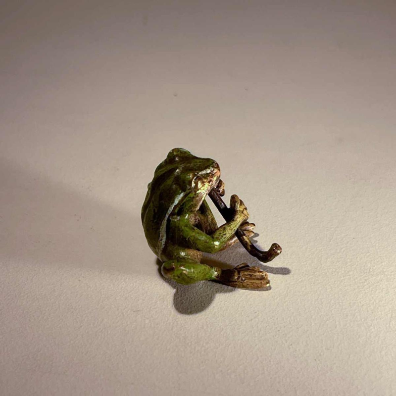 Bronze de vienne “Grenouille musicienne“ sculpture en bronze patiné, ca 1900