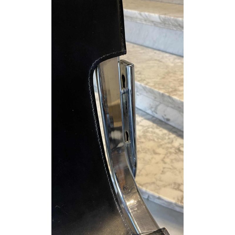 WILLY RIZZO pour CIDUE, SeÂ´rie de 4 Chaises C2 Structure Acier ChromeÂ´ Cuir Noir