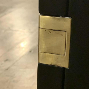 MAISON JANSEN, Enfilade / CrÃ©dence Vintage , LaquÃ© Noir, laiton & Marbre, 1970s